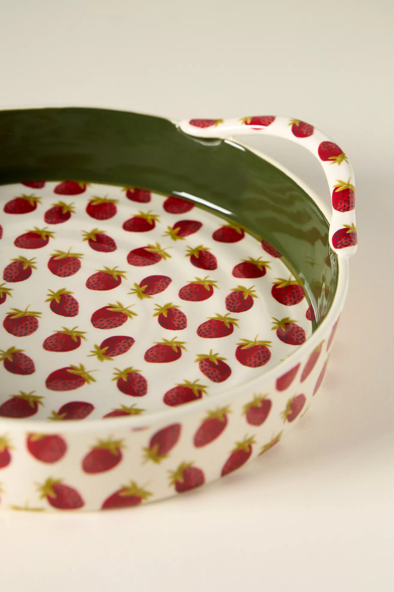 Berry Icon Handpainted Stoneware Pie Dish - thumbnail 4