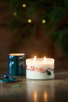 Anthropologie Festive Notes Lit Up Woody Fresh Balsam & Cedarwood Glass Candle In White