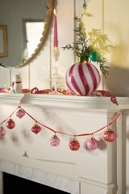 Glass Ornament Velvet Garland
