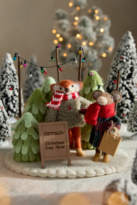 Terrain Christmas Tree Farm Felt Critter Scene In Multi