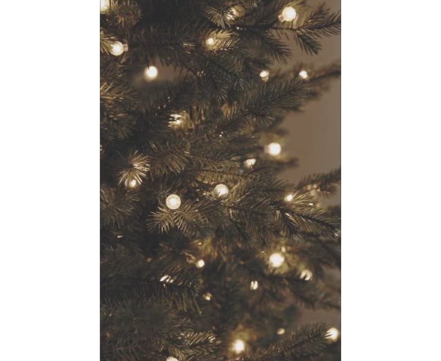 Faux Pre-Lit Crystal Berry Spruce Tree, 7’ #8