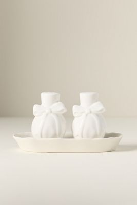Benedita Stoneware Bow Salt & Pepper Shakers
