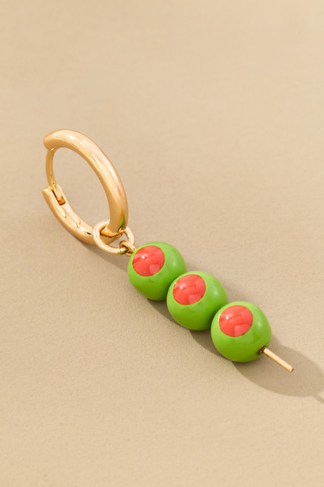 Aretes Huggie de Aro con Dije de Icono #1