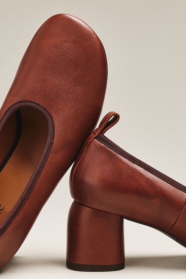 Glove Round-Toe Pumps #2