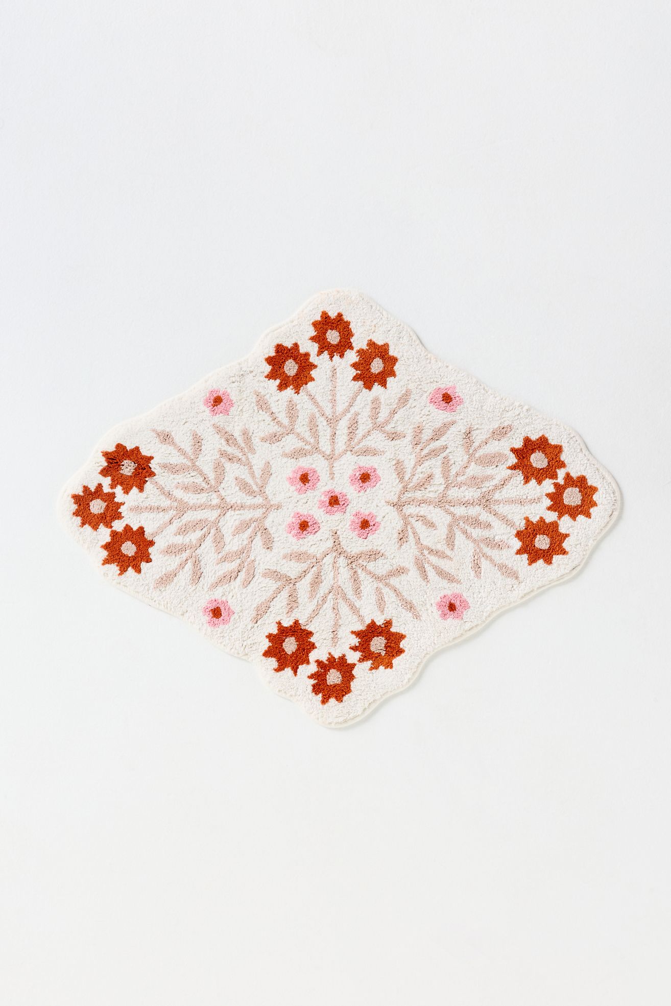 Ellen Merchant Tufted Floral Cotton Bath Mat - Neutral, Standard, Shaped