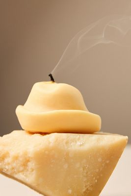 Nata Tortellini Pasta Shaped Wax Candle