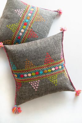 Jitana Erika Pillow