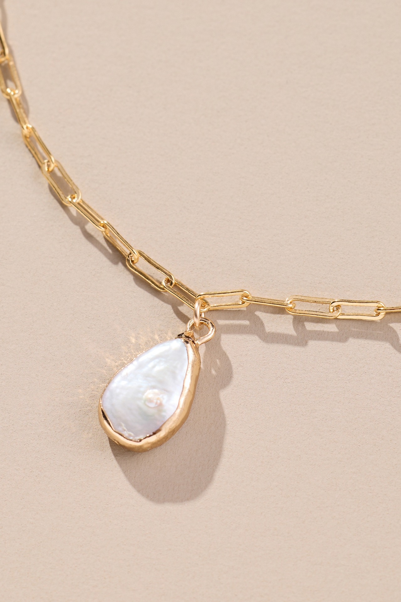 Set & Stones Sedona Pearl Necklace