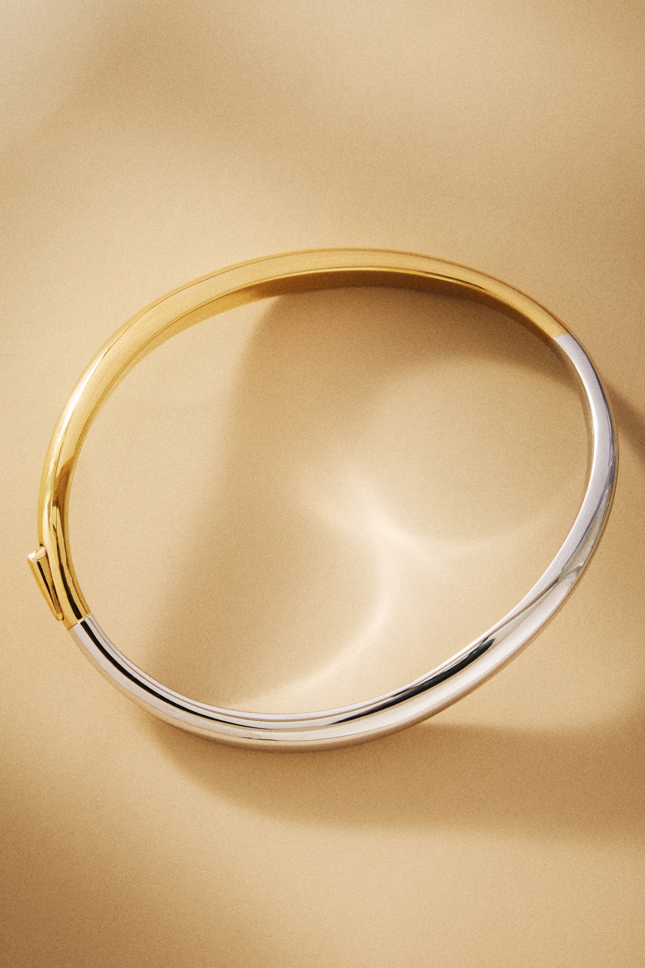 Missoma Savi Signature Hinged Bangle Bracelet