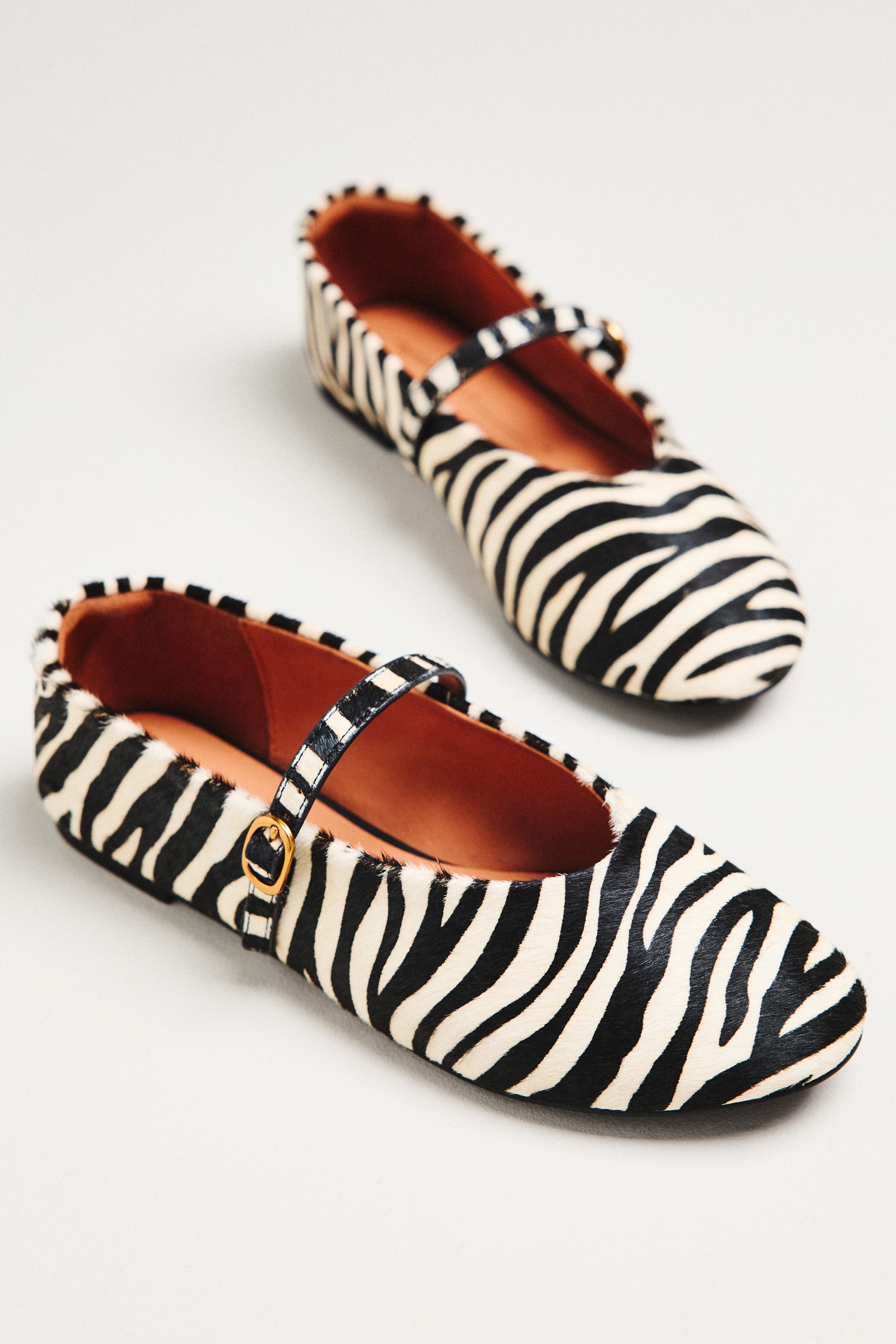 Intentionally Blank Larisa Mary Jane Flats