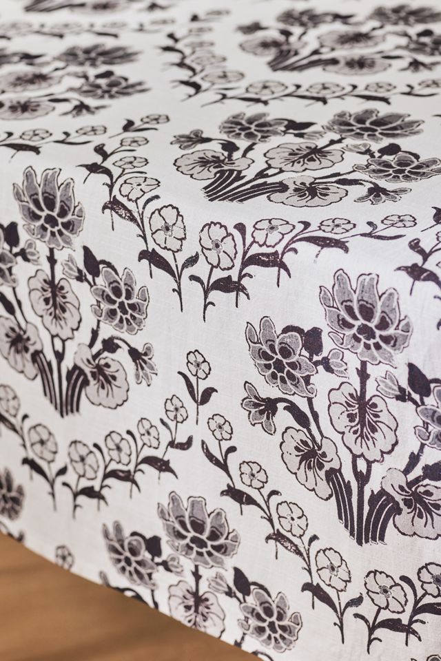 Tessa Tablecloth #1