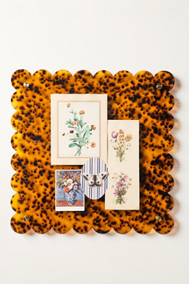Anthropologie Scalloped Acrylic Gallery Frame In Brown