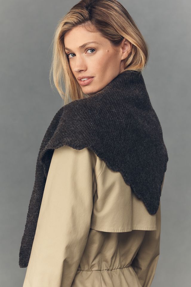 Scalloped Triangle Scarf