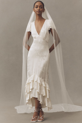 Anthropologie English Tulle Cathedral Veil In Gold