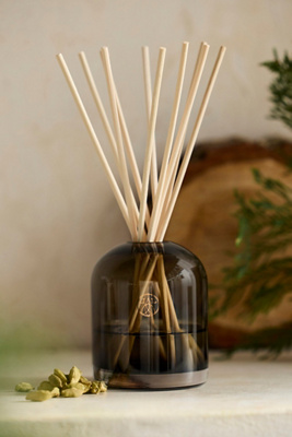 Linnea Diffuser, Cedar Cardamom