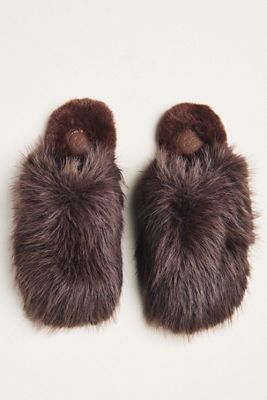 Maeve Flauschige Hausschuhe aus Kunstfell