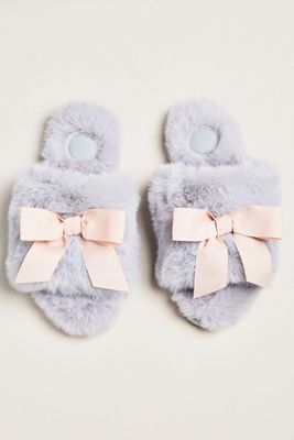 Pantuflas Maeve de Punta Abierta con Lazo de Piel Sintética