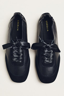 Cecelia New York Linda Slim Sneakers In Black