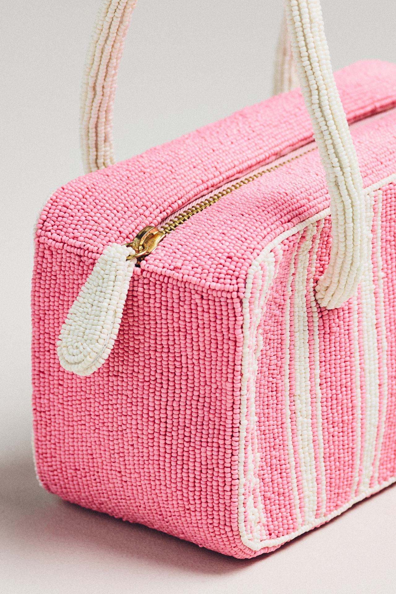 Beaded Box-Shaped Bag