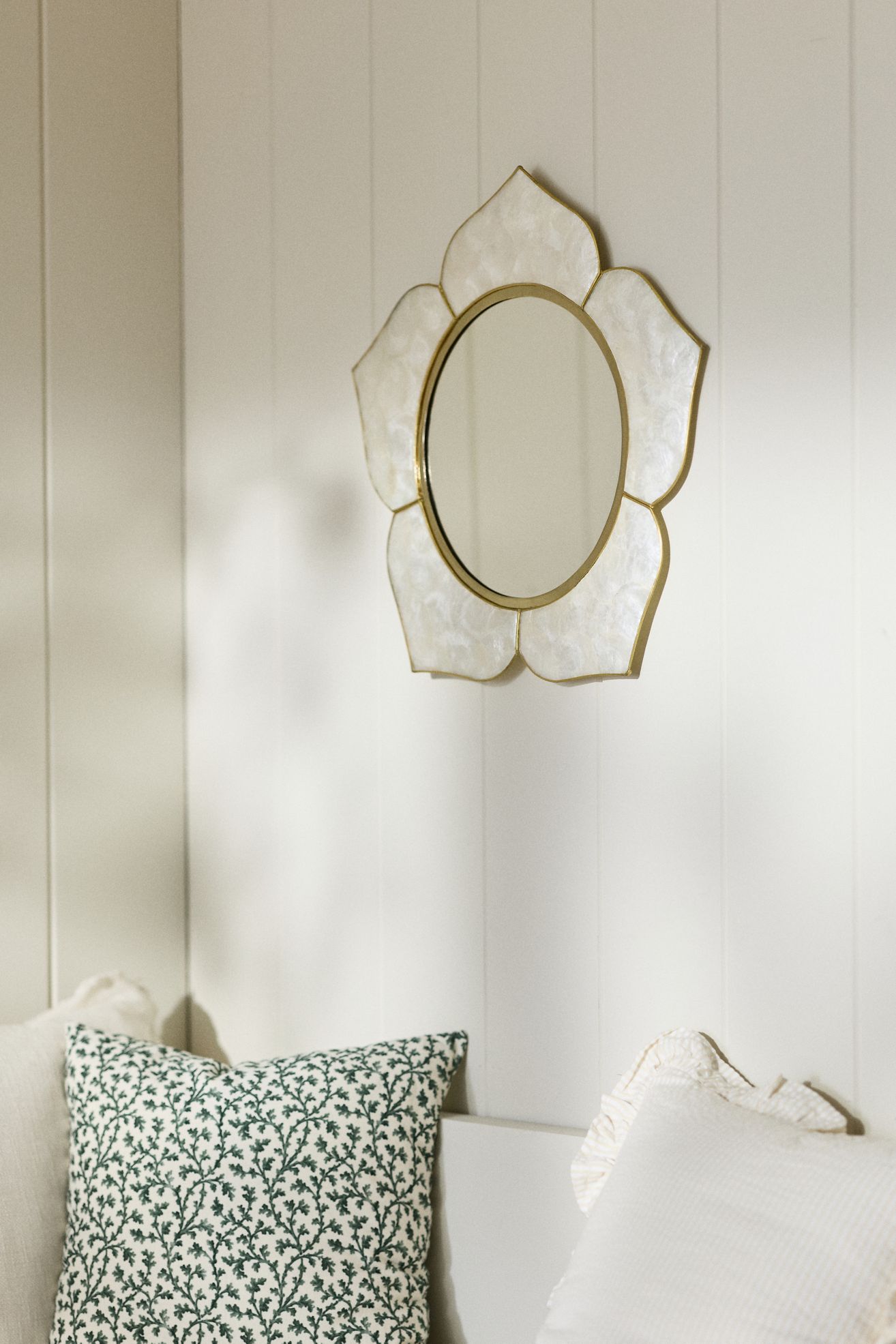 Azalea Capiz Flower Round Mirror - Cream, One Size