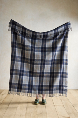 TBCo Tartan Throw Blanket - Thumbnail 3