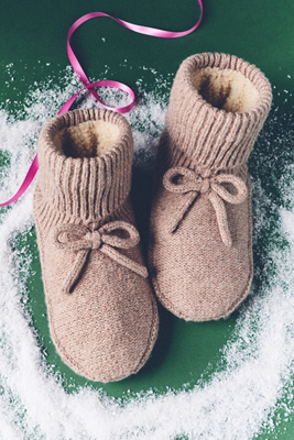 Bombas Gripper Bootie Slippers In Nude