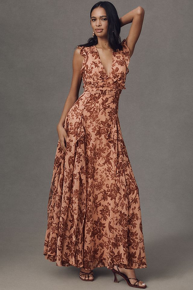 chiffon v neck dress V-Neck Maxi neckline and a simple blouson back that ties into a bow tie over her V Ivory Chiffon Wedding Dress, Deep