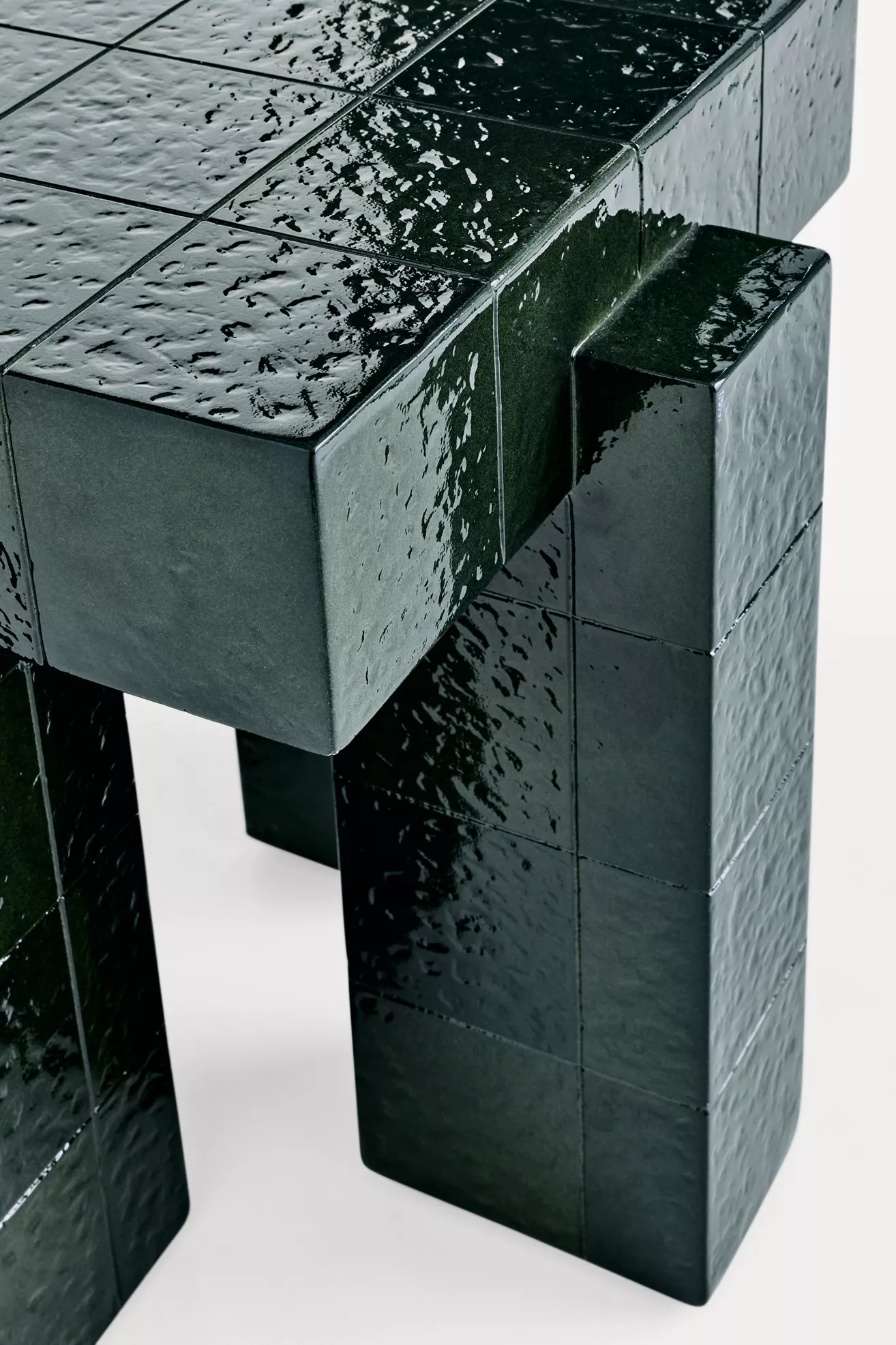 Mallorca Indoor and Outdoor Tile Side Table - thumbnail 4