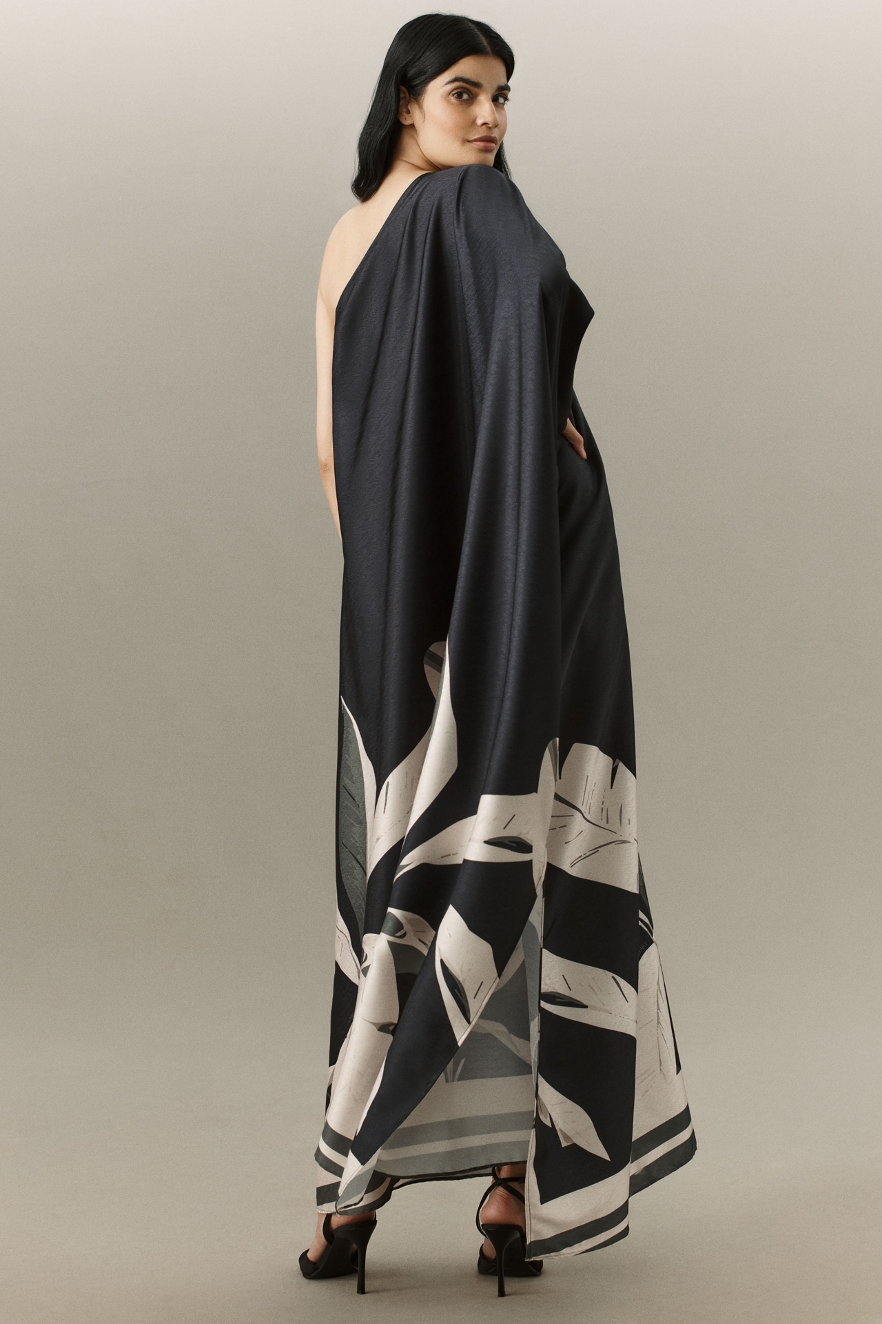 DIARRABLU Satu Printed Long-Sleeve One-Shoulder Maxi Dress