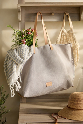 Hana Canvas Boat Bag | AnthroHome