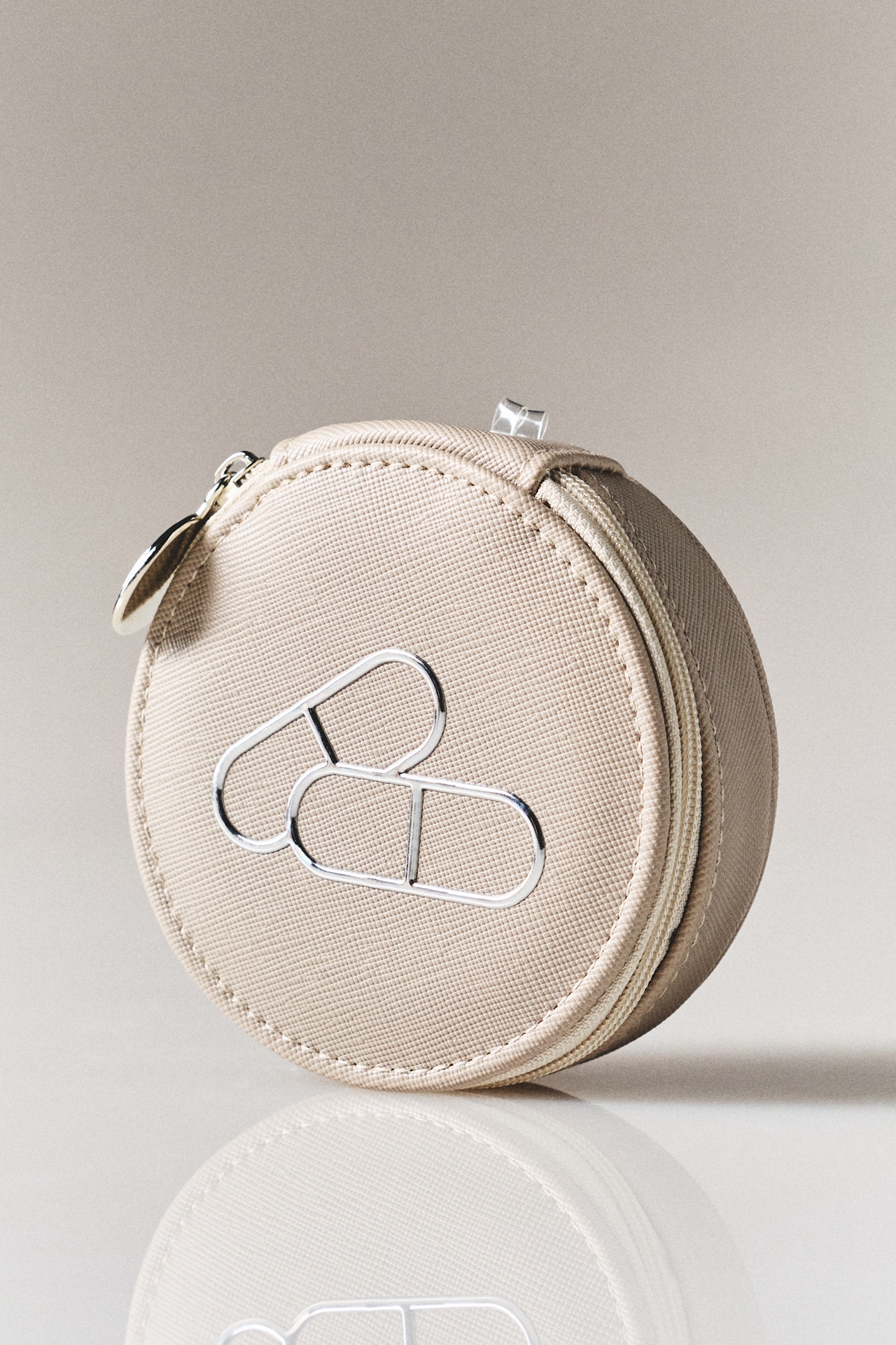 Miamica Round Pill Case