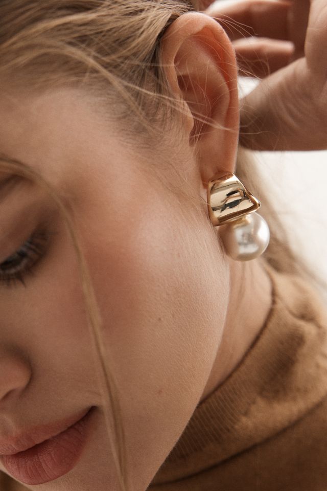 Pearl Drop Post Earrings #1