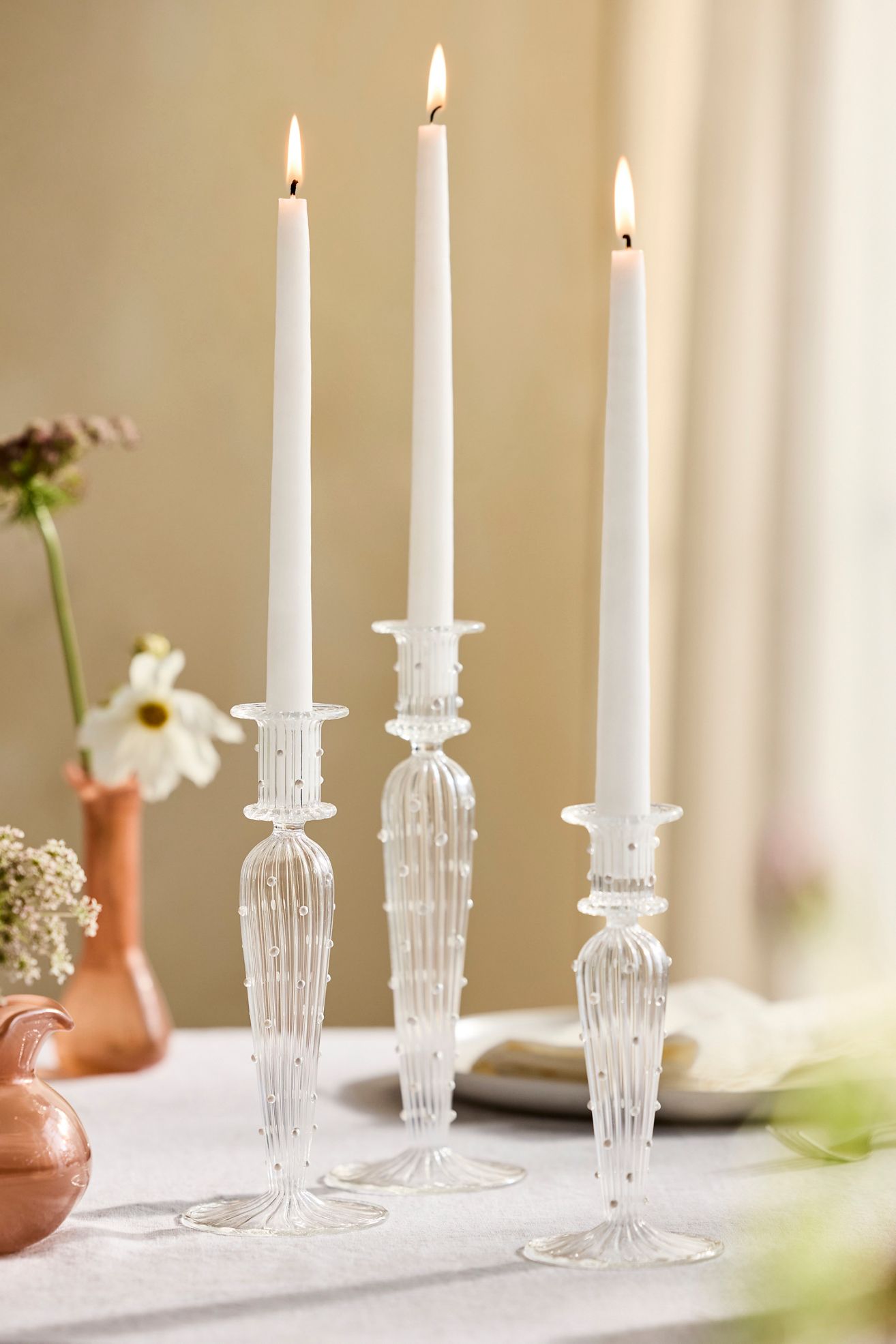Dotted Borosilicate Glass Taper Holder - White