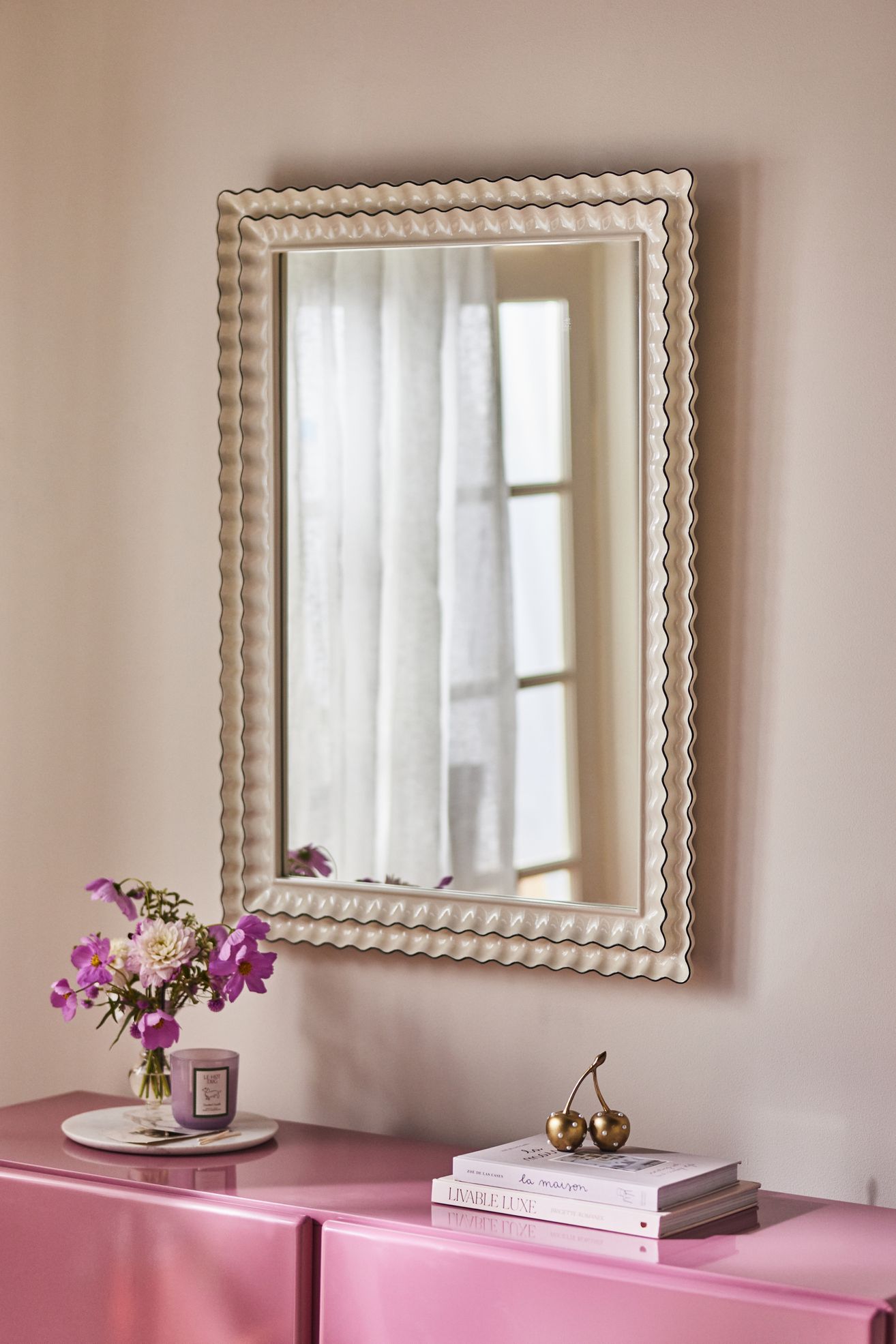 Phillippa Scalloped Portrait Wall Mirror - Black & White Pattern, One Size