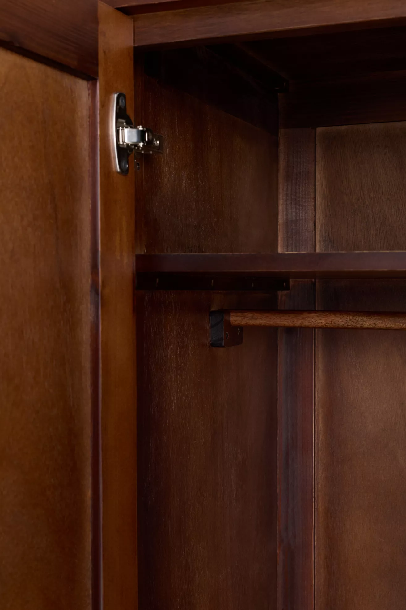 Spindle Armoire - thumbnail 7