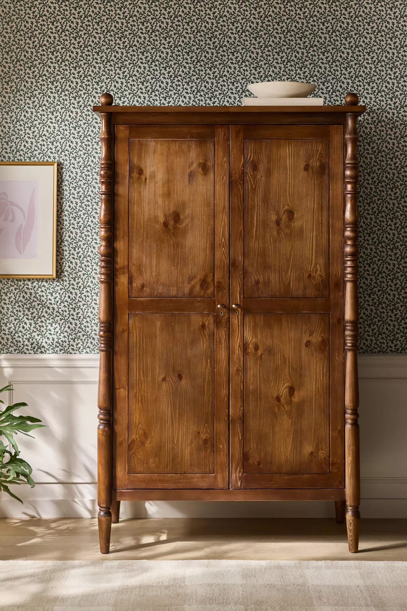 Spindle Armoire