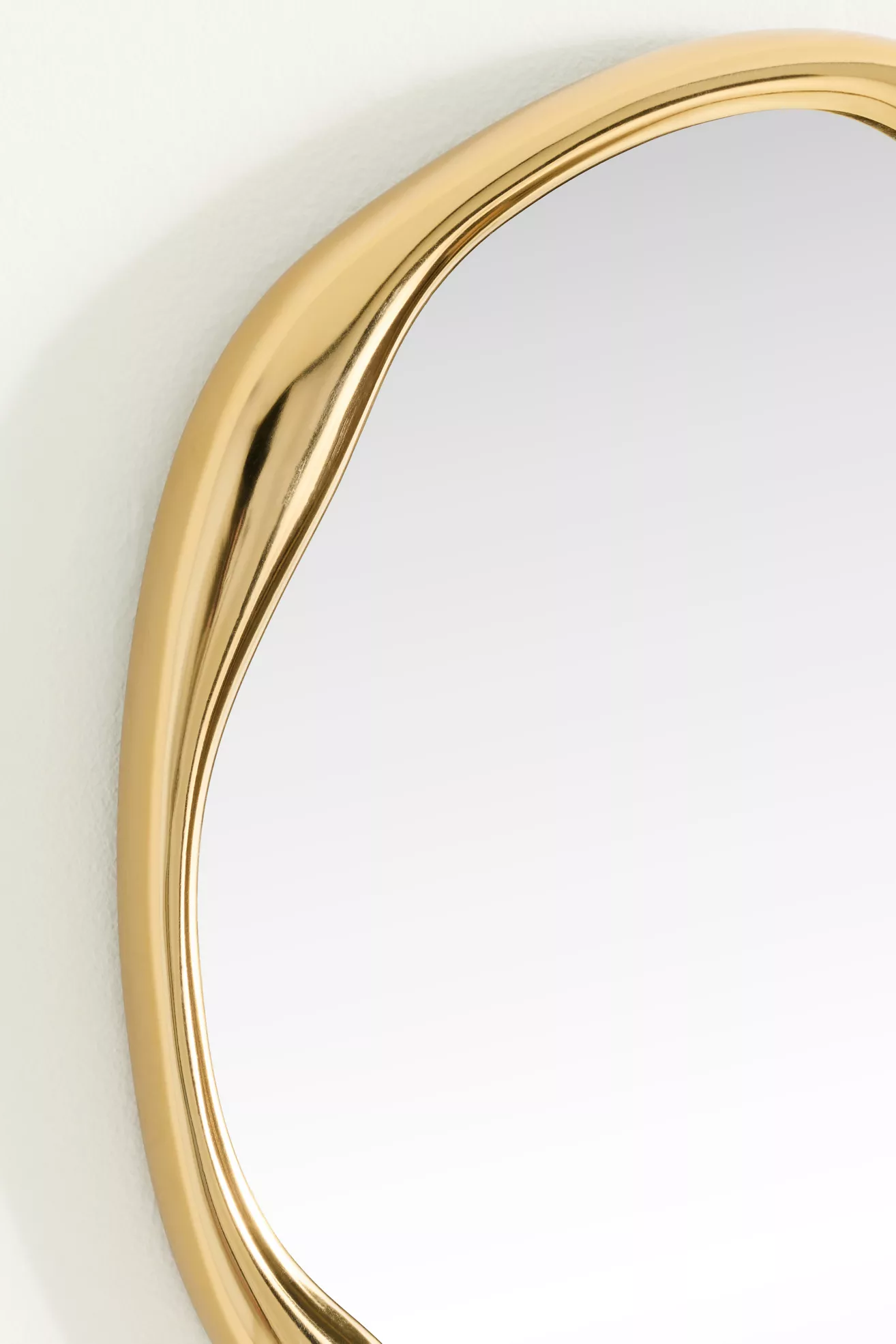 Alina Round Gallery Wall Mirror - thumbnail 5