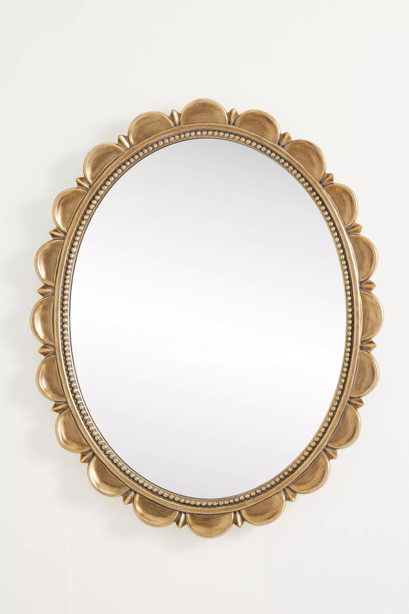 Louisa Scalloped Oval Wall Mirror - thumbnail 2