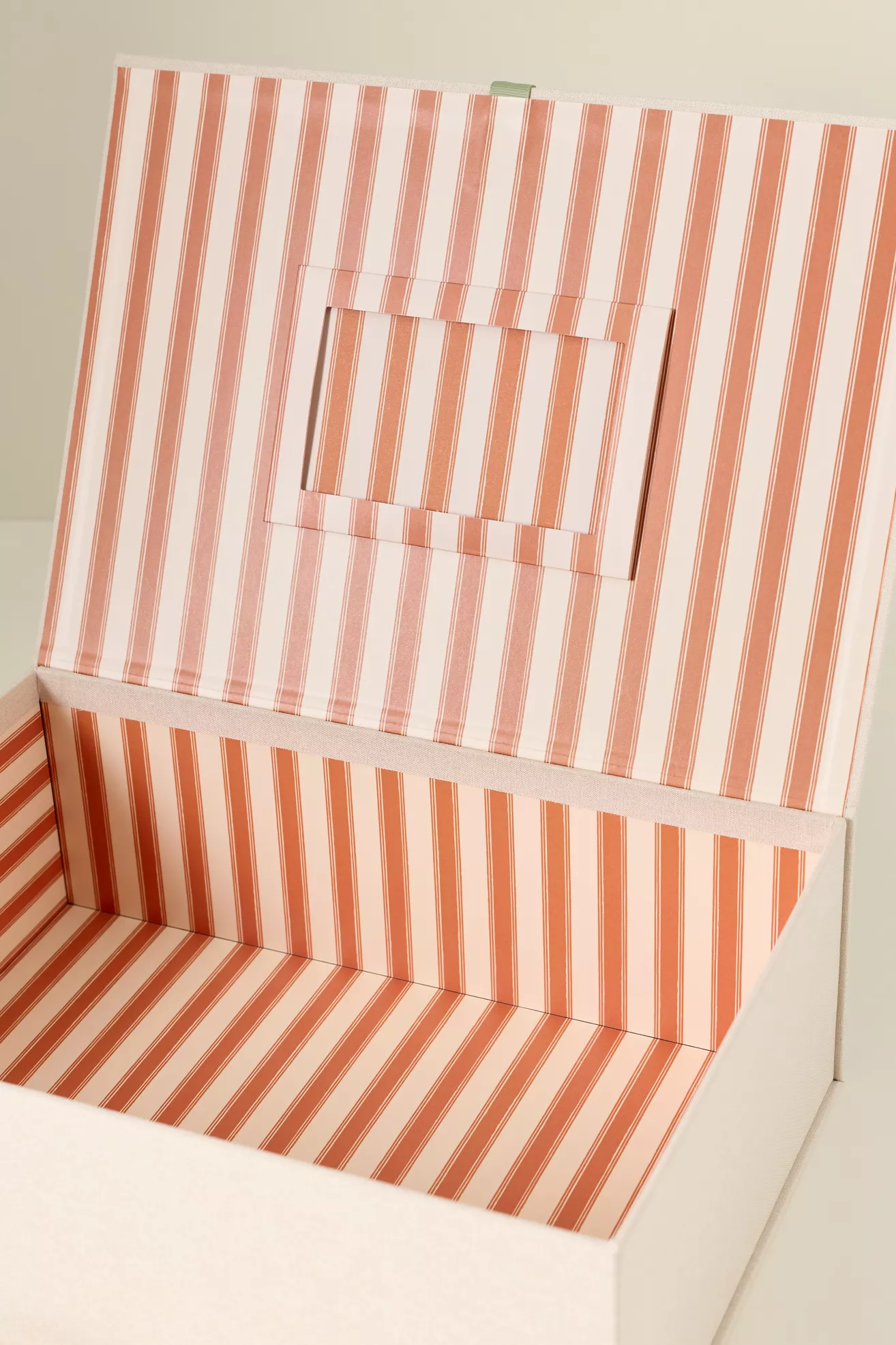 Papier x Anthropologie Wedding Keepsake Box - thumbnail 2