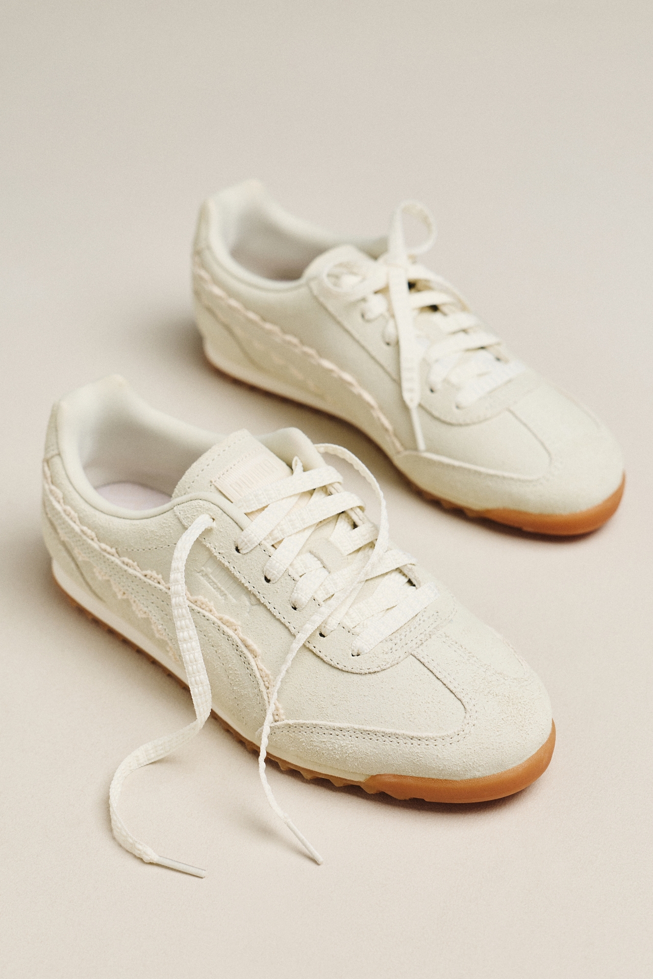 PUMA Arizona Lace Sneakers