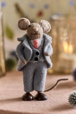 Casual Groom Mouse Felt Critter
