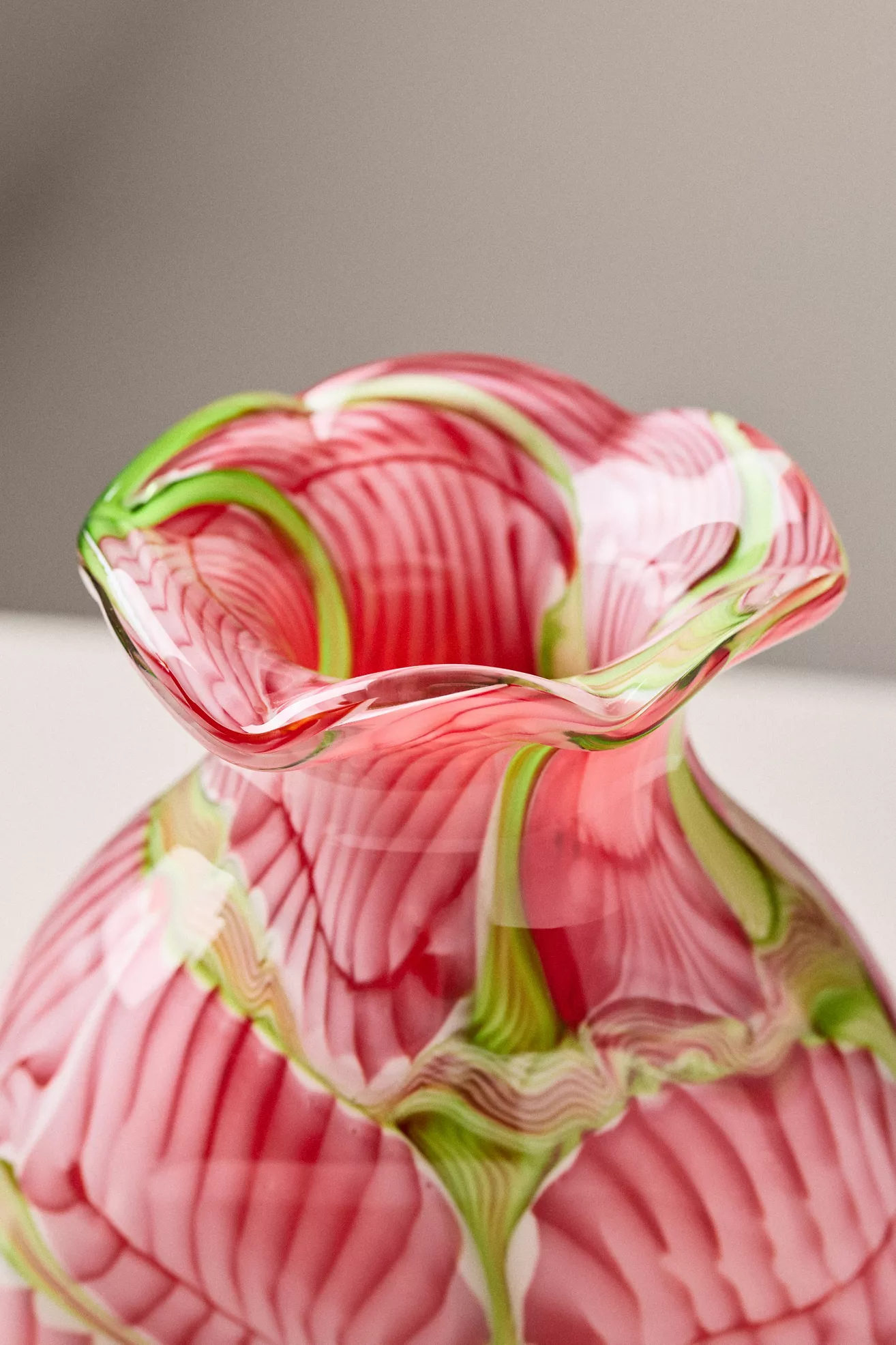 Red Art Glass Vase - thumbnail 3