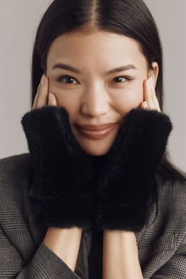 Faux-Fur Fingerless Gloves