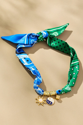 Gemelli Bandana Charm Necklace In Green