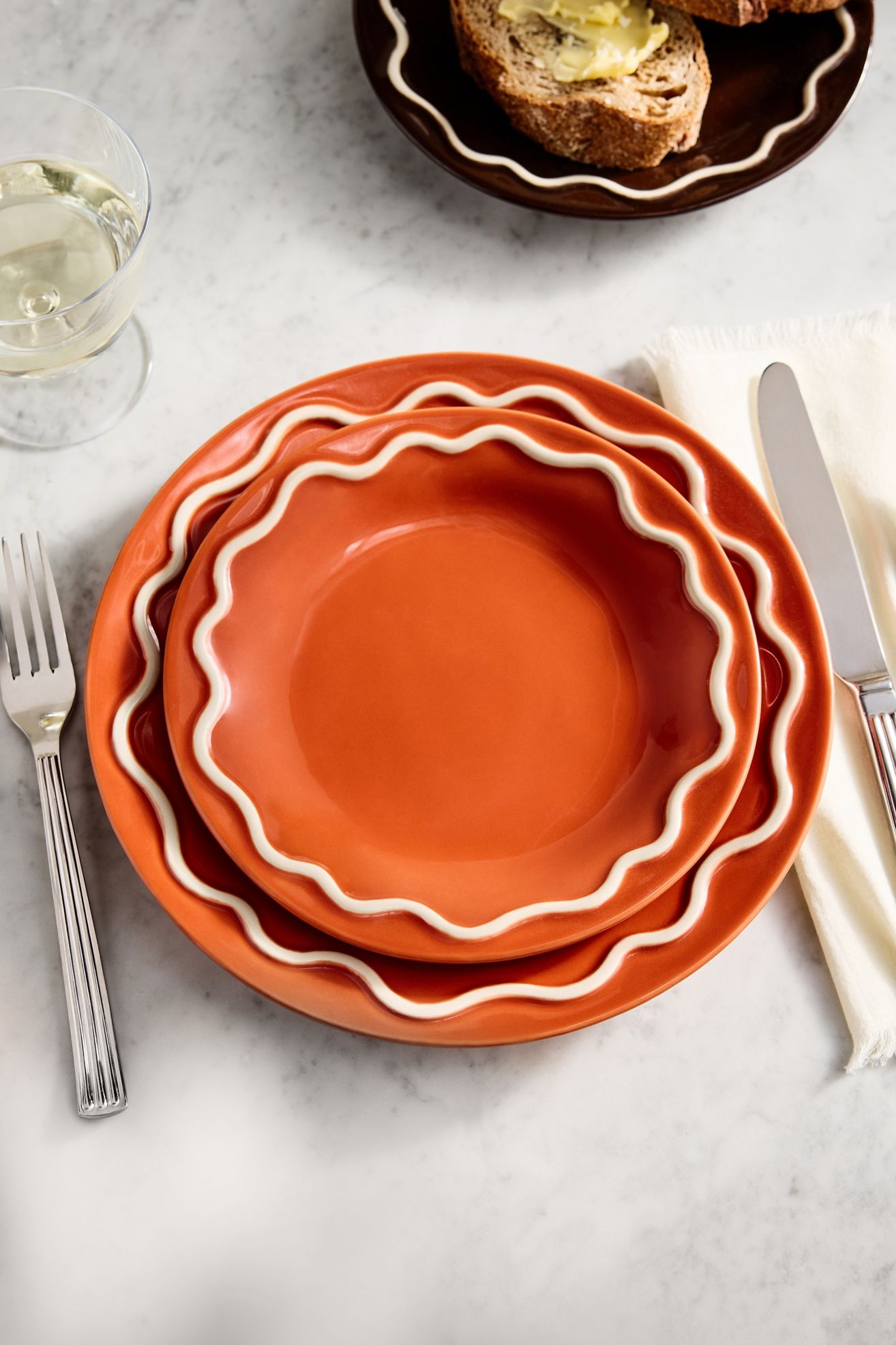 Lucie Portuguese Stoneware Dinner Plates, Set of 4 - Mango, Set Of 4