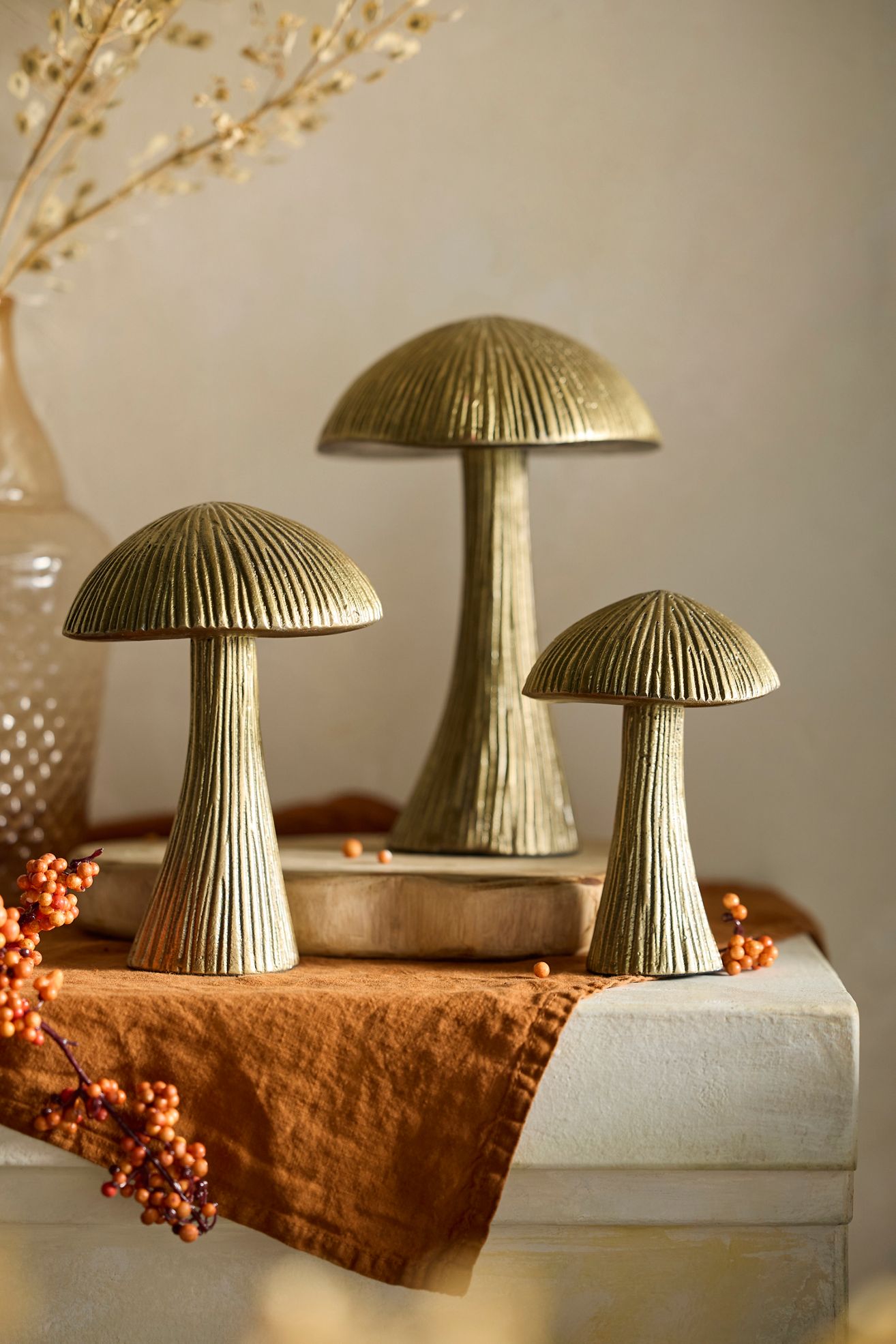 Metal Mushroom Object - Gold, M