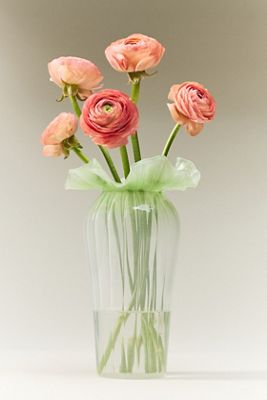 Lucy Ruffle Glass Vase