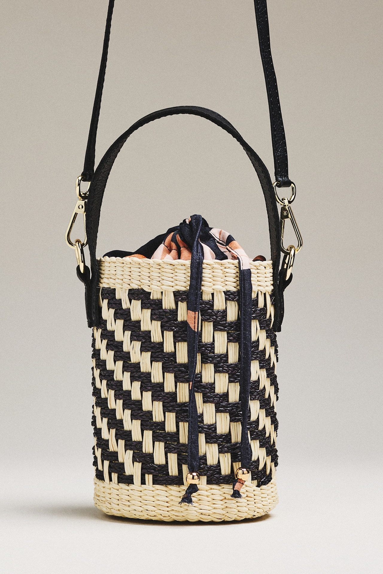 Sensi Studio Two-Tone Thick-Weave Bucket Bag