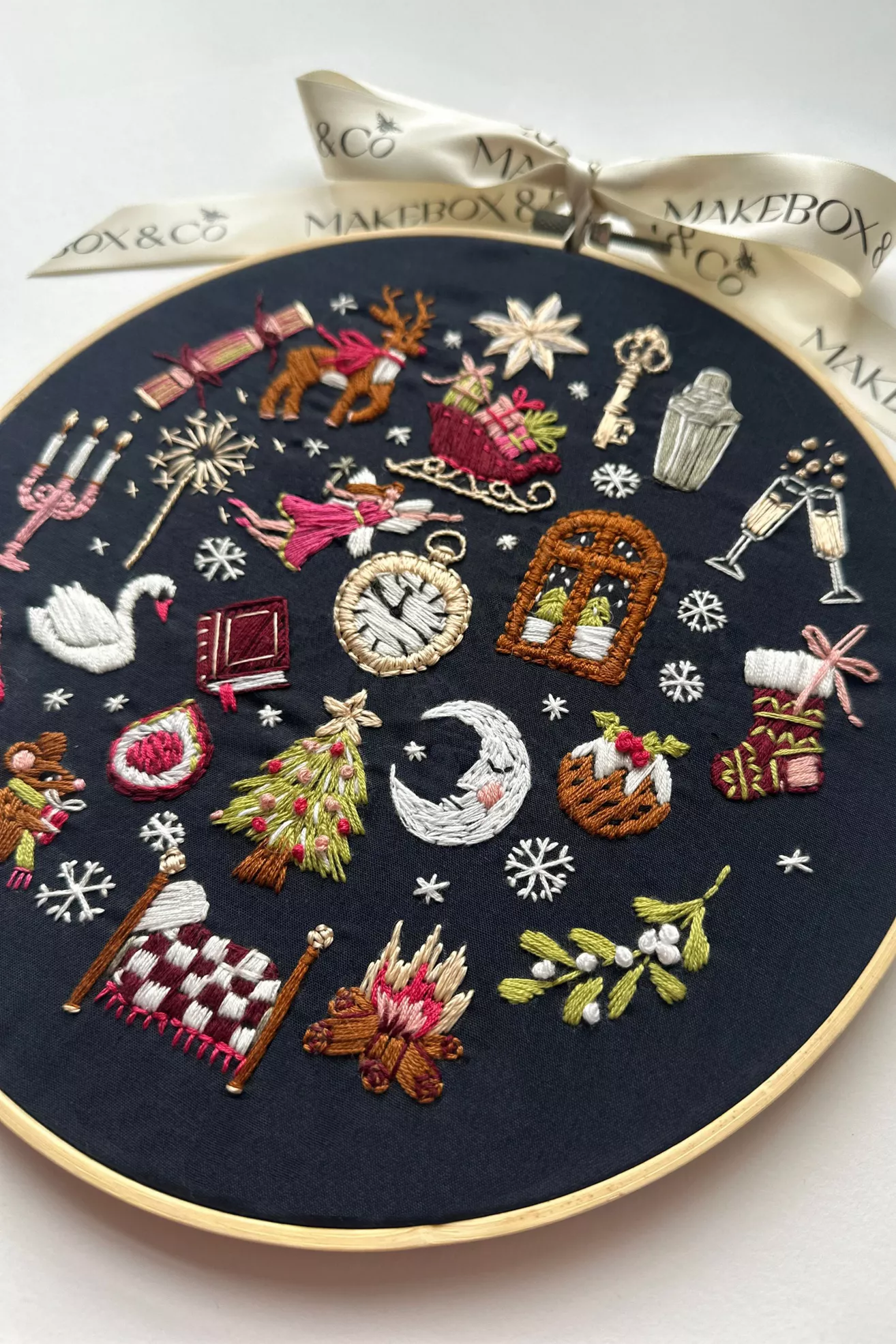 MakeBox & Co. Advent Stitches Embroidery Kit - thumbnail 2