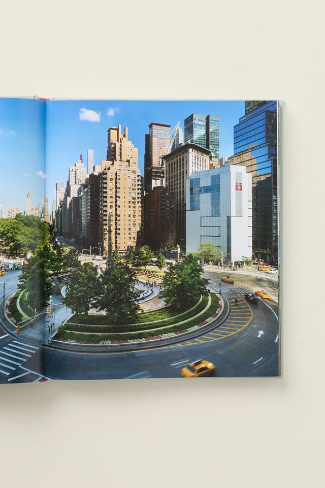 Lonely Planet Art Destinations Hardcover Book #1